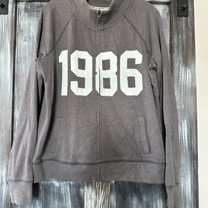 VS PINK  Zip-Up Jacket with 1986 Print